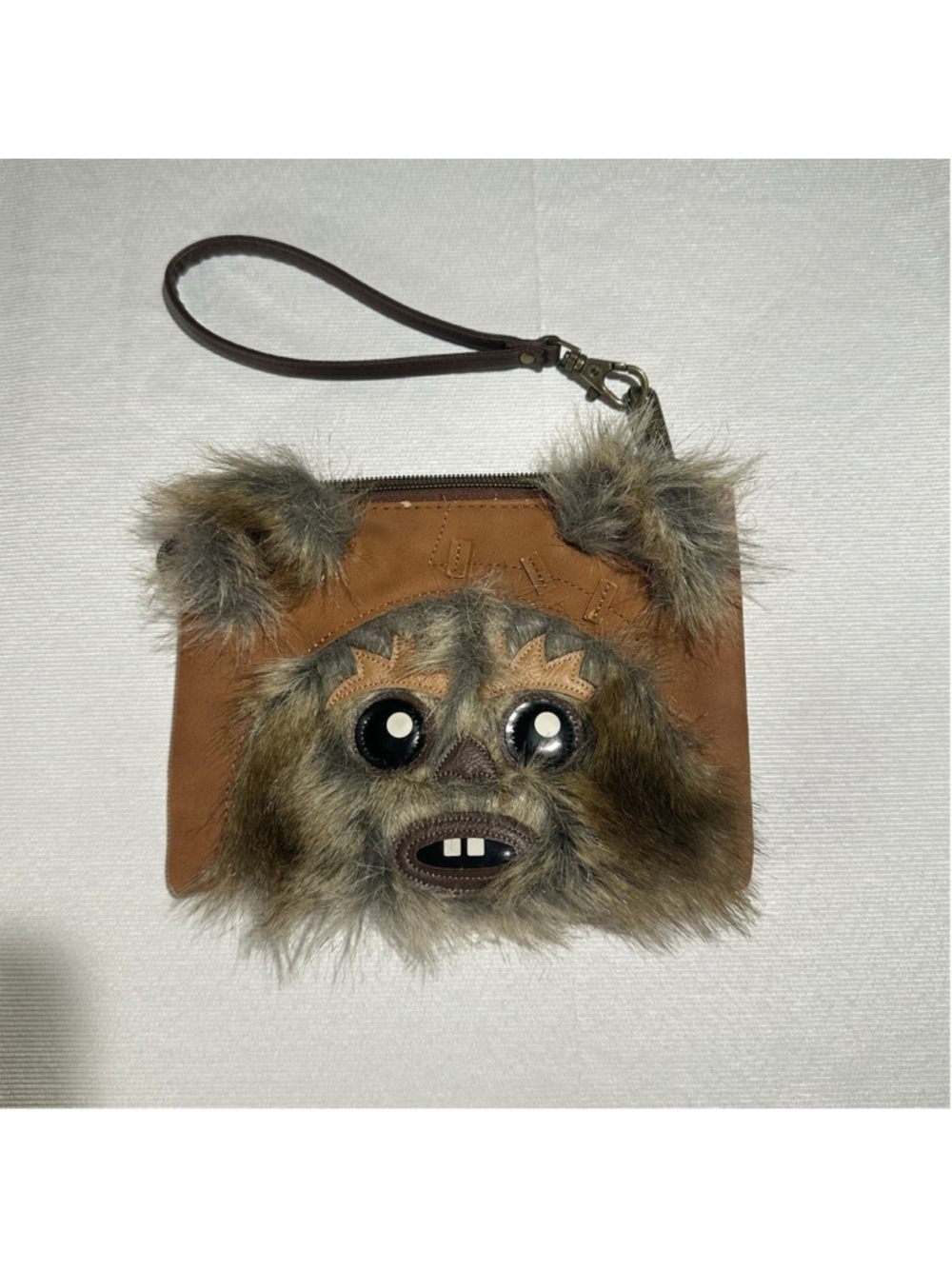 Star Wars Disney Loungefly Furry Ewok Coin Purse Wristlet 8''x 5.5''